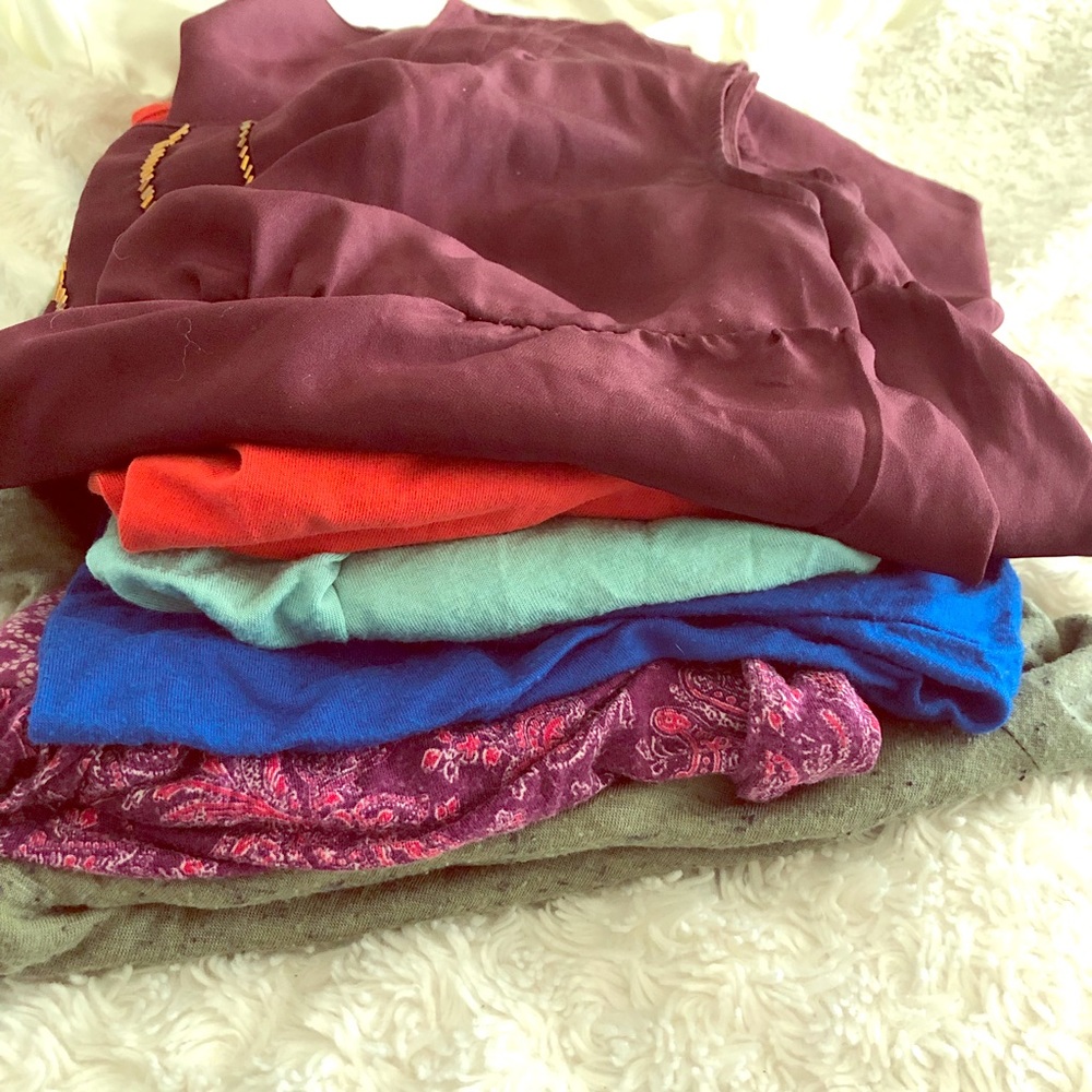 Bundle maternity shirts short sleeve